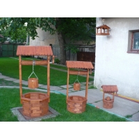 Studna dekorativní dřevěná